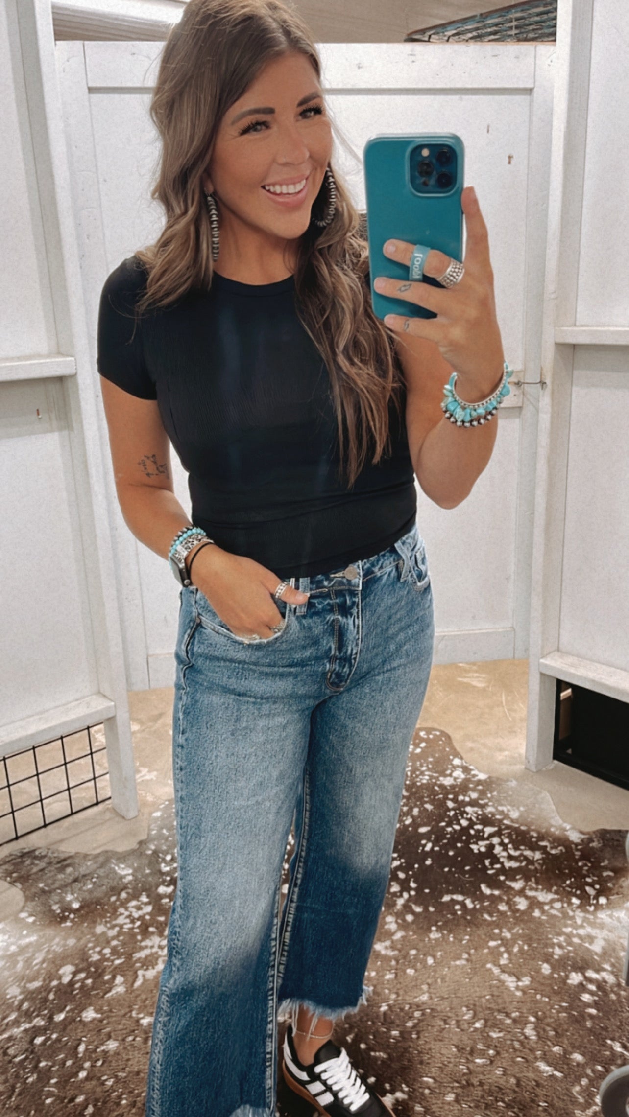 {Black} Pocket Tee