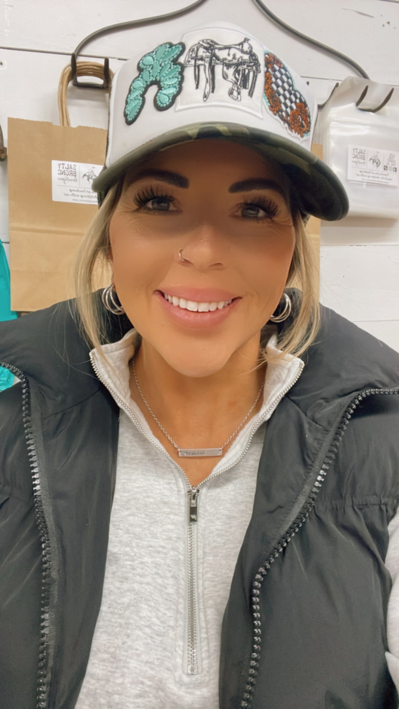 The Mama❤️ Bar Necklace