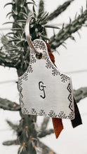 Load image into Gallery viewer, Custom Ear Tag Keychains
