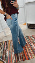 Load image into Gallery viewer, Light Haggard Jeans
