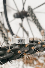 Load image into Gallery viewer, Custom Thin Rings
